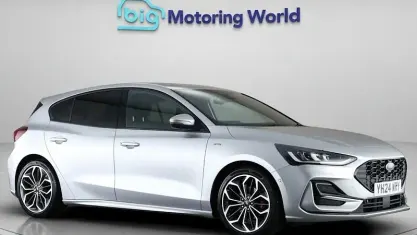 Used Ford Focus ST-Line X 125 HP (91 kW) 2024 Silver Hatchback