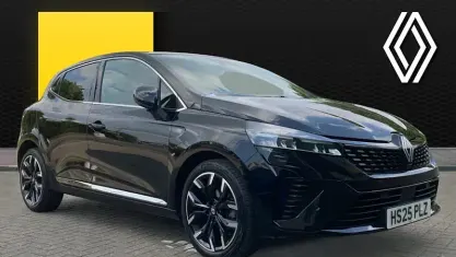 Used Renault Clio Techno 90 HP (66 kW) 2025 Black  Hatchback