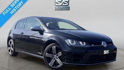 Begagnad VW Golf VII R 310 HK (228 kW) 2016 Svart Halvkombi