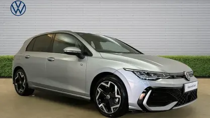New VW Golf VIII R-line 150 HP (110 kW) 2025 Silver Hatchback