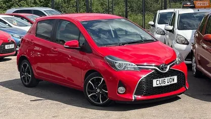 Used 2016 Toyota Yaris Design Hatchback | £5,995 (Good price)