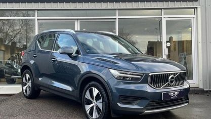 Begagnad Volvo XC40 Inscription 211 HK (155 kW) 2021 Blå SUV