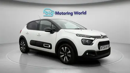 Used Citroën C3 PureTech 83 HP (61 kW) 2024 White Hatchback