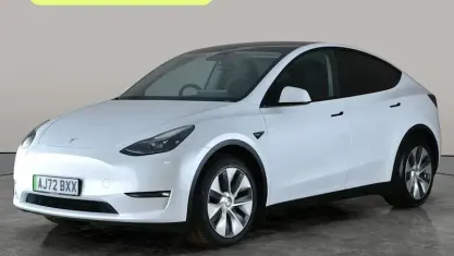 Begagnad Tesla Model Y Long Range AWD 286 kW (389 HK) 2025 SUV