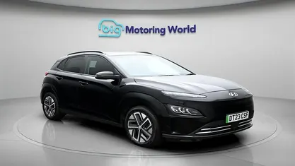 Used Hyundai Kona Premium 100 kW (136 HP) 2022 Black SUV