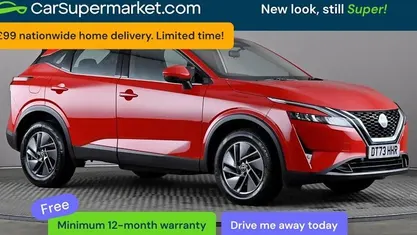 Used Nissan Qashqai Acenta Premium 140 HP (102 kW) 2023 Red SUV