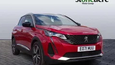 Red Used 2022 Peugeot 3008 Premium SUV | £19,995 (Fair price)