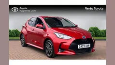Red Used 2022 Toyota Yaris Hybrid Design Hatchback | £17,085 (Fair price)