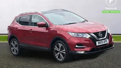 Gebraucht Nissan Qashqai N-Connecta 160 PS (117 kW) 2019 Rot SUV