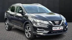 Black Used 2017 Nissan Qashqai N-Connecta SUV | £9,999 (Fair price)
