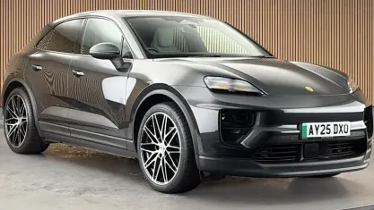 Used Porsche Macan 4 Electric 300 kW (408 HP) 2025 Grey SUV