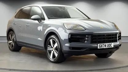 Used Porsche Cayenne 470 HP (345 kW) 2024 Grey SUV