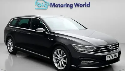 Used VW Passat R-line 150 HP (110 kW) 2023 Black Estate