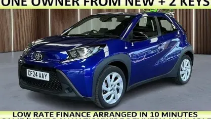 Used Toyota Aygo X PURE 72 HP (52 kW) 2024 Blue SUV