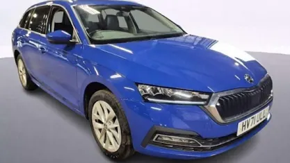 Begagnad Skoda Octavia SE L 204 HK (150 kW) 2022 Kombi