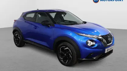 Begagnad Nissan Juke N-Connecta 114 HK (83 kW) 2023 SUV