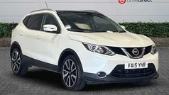 White Used 2015 Nissan Qashqai Tekna SUV | £10,491 (Fair price)