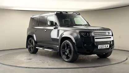 Used Land Rover Defender HSE Dynamic 300 HP (220 kW) 2023 SUV