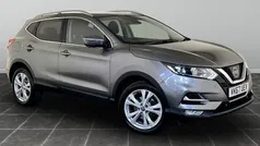 Grey Used 2017 Nissan Qashqai N-Connecta SUV | £6,995 (Fair price)