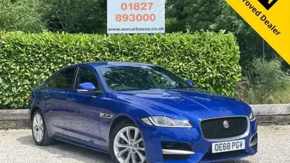 Used Jaguar XF R-Sport 241 HP (177 kW) 2018 Blue Sedan