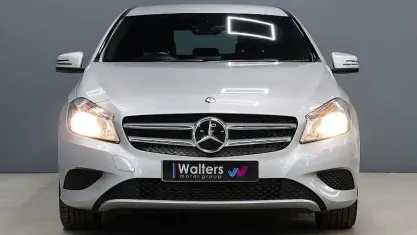 Used Mercedes A180 Sport Edition 122 HP (89 kW) 2015 Silver Hatchback