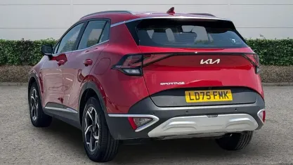 Used Kia Sportage 159 HP (116 kW) 2024 Red SUV