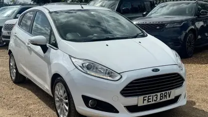 Used Ford Fiesta Titanium X 125 HP (91 kW) 2013 White Hatchback