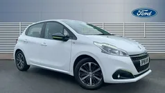 White Used 2016 Peugeot 208 Hatchback | £5,546 (Good price)