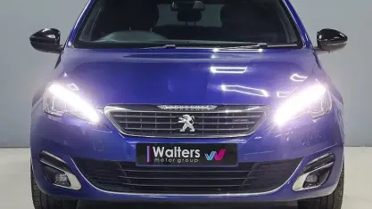Gebraucht Peugeot 308 GT-line 120 PS (88 kW) 2016 Kleinwagen
