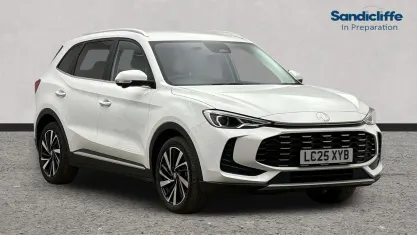 Used MG ZS Trophy 196 HP (144 kW) 2024 Solid  arctic white SUV