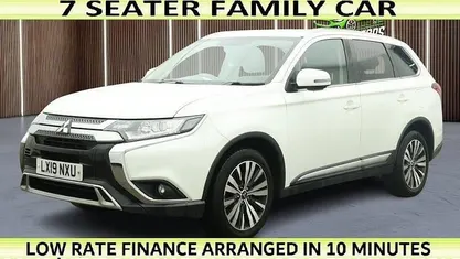 White Used 2019 Mitsubishi Outlander SUV | £8,189 (Fair price)