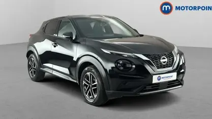 Used Nissan Juke N-Connecta 114 HP (83 kW) 2024 Black SUV