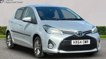 Used Toyota Yaris 99 HP (72 kW) 2016 Hatchback