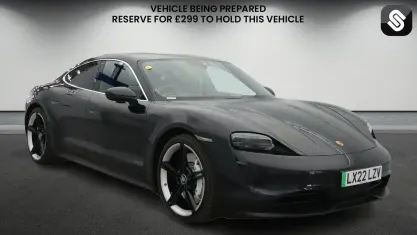 Usado Porsche Taycan Performance Package 419 kW (571 HP) 2022 Sedan