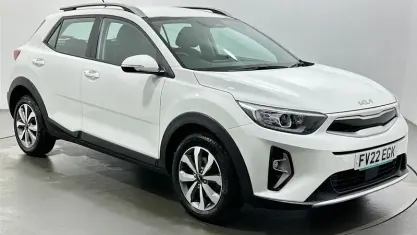 Used Kia Stonic 101 HP (74 kW) 2022 White SUV
