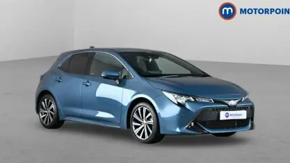 Used Toyota Corolla Design 122 HP (89 kW) 2021 Blue Hatchback