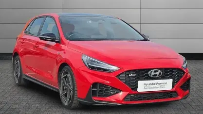Used Hyundai i30 N Line 140 HP (102 kW) 2025 Red Hatchback