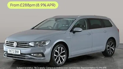 Used 2023 VW Passat SEL Estate | £17,925 (Fair price)