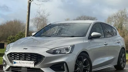 Used Ford Focus ST-Line 120 HP (88 kW) 2020 Silver Hatchback