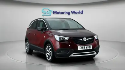 Used Vauxhall Crossland X Elite 83 HP (61 kW) 2018 Red SUV