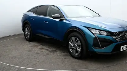 Second-hand Peugeot 408 Allure 131 CP (96 kW) 2024 Albastru SUV