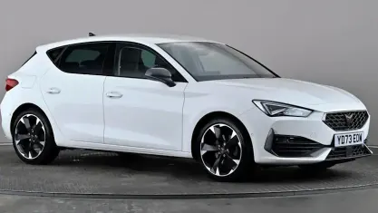 Used Cupra Leon 150 HP (110 kW) 2023 White Hatchback