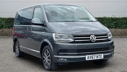 Used VW Caravelle Executive 204 HP (150 kW) 2017 Grey Van