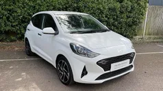White Used 2023 Hyundai i10 Premium Hatchback | £14,995 (Fair price)