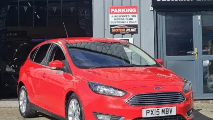 Begagnad Ford Focus Titanium 120 HK (88 kW) 2017 Halvkombi