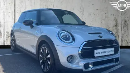 Used Mini Cooper S Exclusive 192 HP (141 kW) 2020 White silver Hatchback