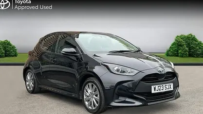 Begagnad Toyota Yaris Hybrid 116 HK (85 kW) 2026 Halvkombi