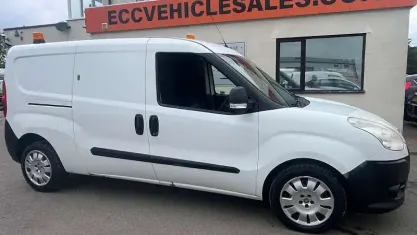Usado Fiat Doblò 105 HP (77 kW) 2014 Monovolume