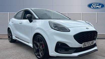 Używany Ford Puma ST 200 KM (147 kW) 2023 Biały SUV
