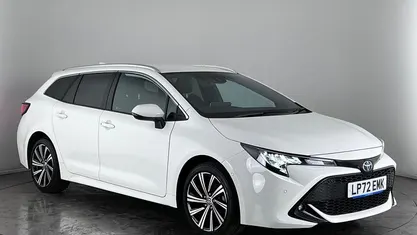 White Used 2022 Toyota Corolla Design Estate | £20,900 (Fair price)